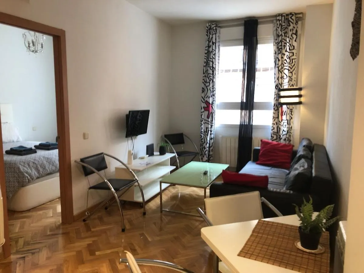 Apartamento Turistico Mad-Aeropuerto Ifema Madrid